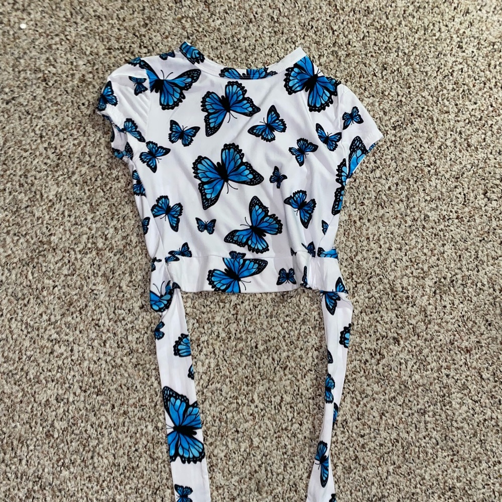 rue 21 butterfly crop